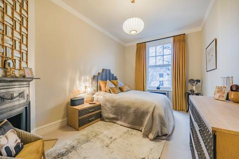 2 bedroom flat for sale, Oakwood Court, London, W14