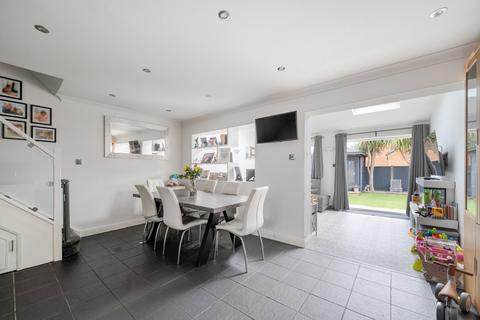 3 bedroom semi-detached house for sale, Wessex Close, Christchurch, BH23