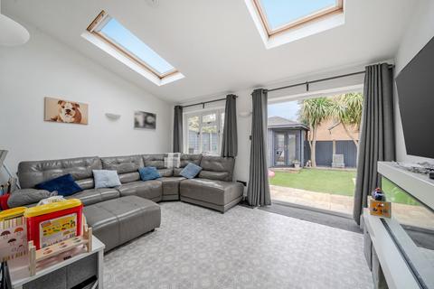 3 bedroom semi-detached house for sale, Wessex Close, Christchurch, BH23