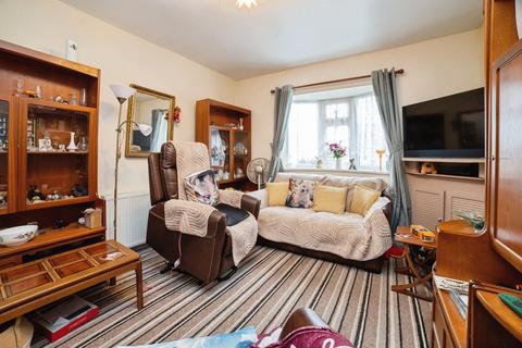2 bedroom bungalow for sale, Dalestorth Street, SUTTON-IN-ASHFIELD, Nottinghamshire, NG17