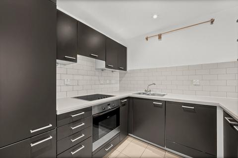 2 bedroom flat to rent, 73 Upper Richmond Road, London