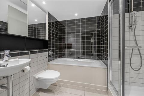 2 bedroom flat to rent, 73 Upper Richmond Road, London