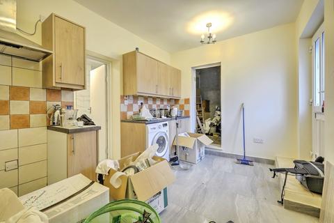 6 bedroom house for sale, Edith Street, Northampton, Northamptonshire, NN1