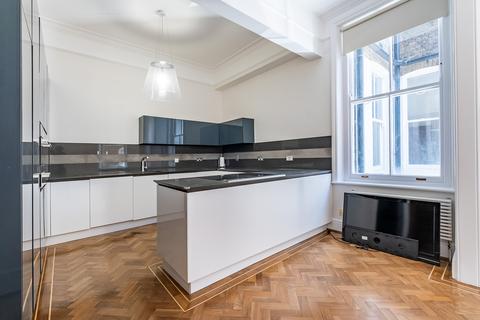 3 bedroom flat for sale, Avonmore Road, London, W14