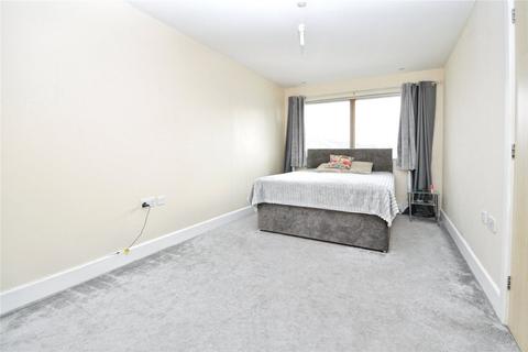 undefined, Bell Road, Hounslow TW3