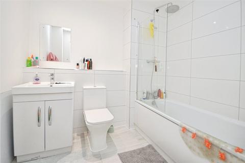 undefined, Bell Road, Hounslow TW3