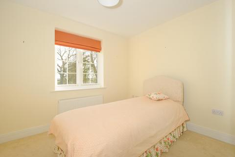 2 bedroom flat for sale, Greenhill, Twyford, OX17