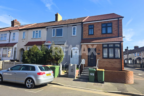 undefined, Stokes Road, London E6