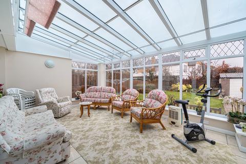 3 bedroom bungalow for sale, The Woodlands, Esher, KT10