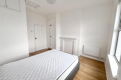 1 bedroom flat to rent, Kilburn Lane, London, W10