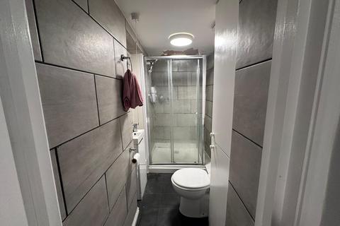 Studio to rent, Cotham Park, Bristol BS6