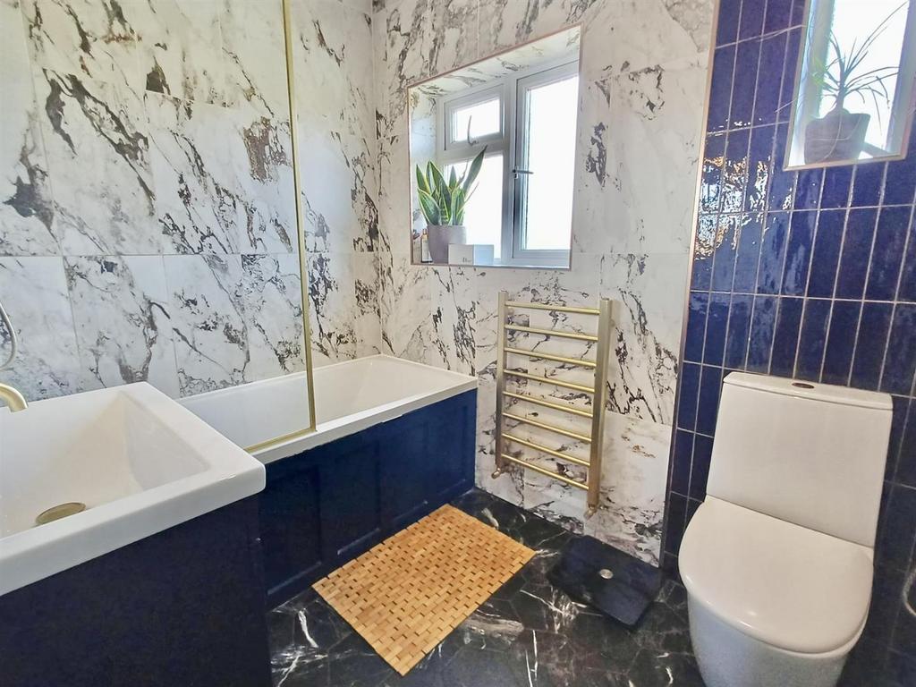 Bathroom/WC