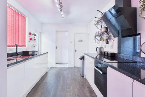 4 bedroom terraced house for sale, Westmoreland Avenue, Bridlington