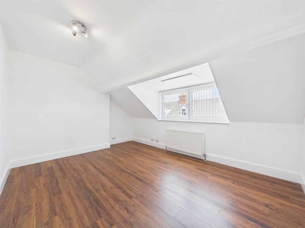 Bedroom: