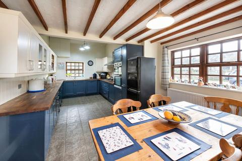 4 bedroom detached house for sale, Lower Denbigh Rd, St Asaph, Denbs LL17 0EP