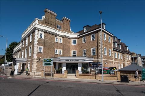3 bedroom apartment for sale, Kew Bridge Road, Brentford, London, UK, TW8