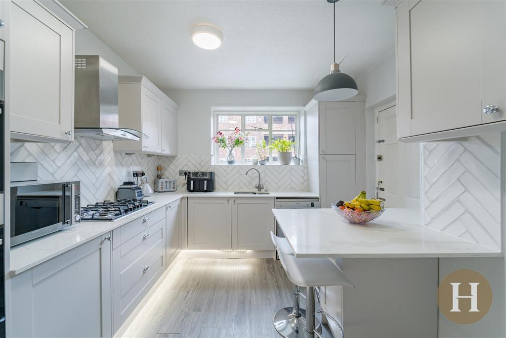 Hadleigh Estate Agents-7.jpg
