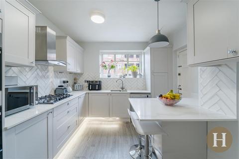 3 bedroom apartment for sale, Viceroy Close, Edgbaston, Birmingham, B5