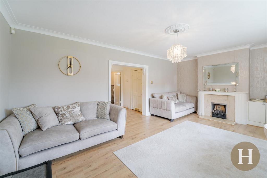 Hadleigh Estate Agents-3.jpg