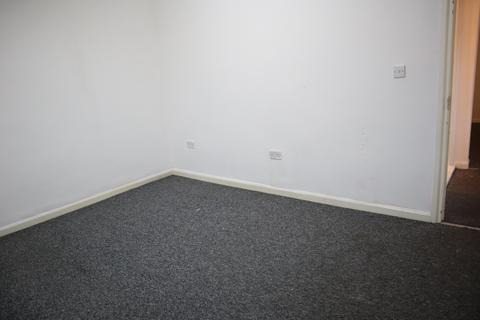 2 bedroom flat to rent, Melton Road, Leicester LE4