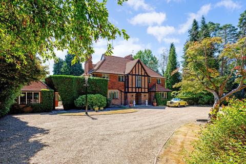 5 bedroom house for sale, Wellington Avenue, Virginia Water, GU25