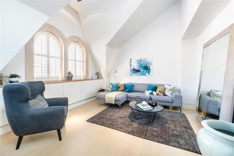 3 bedroom flat to rent, Green Street, Mayfair W1