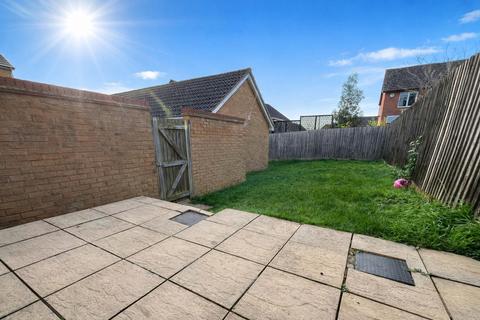 2 bedroom end of terrace house for sale, Tabor Court, Hampton Centre, Peterborough