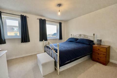 2 bedroom end of terrace house for sale, Tabor Court, Hampton Centre, Peterborough