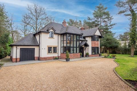 4 bedroom detached house for sale, Northwich Road, Cranage