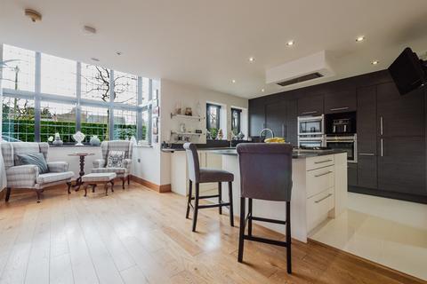 4 bedroom detached house for sale, Northwich Road, Cranage
