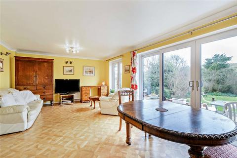 undefined, Downs Close, Eastbury, Hungerford, Berkshire, RG17