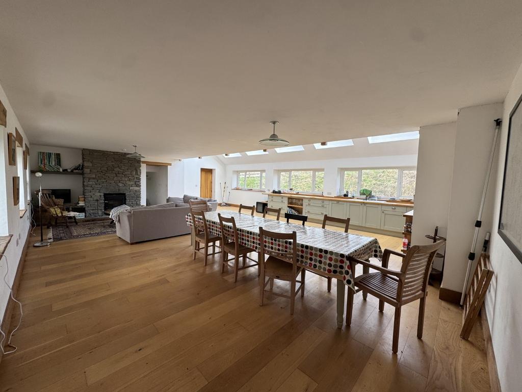 Open Plan Kitchen/Living/Dining Area