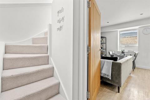 1 bedroom apartment for sale, Bellfield Road, High Wycombe HP13