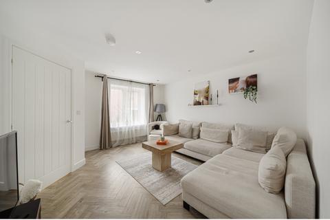 undefined, Castle Hill, Swanscombe DA10