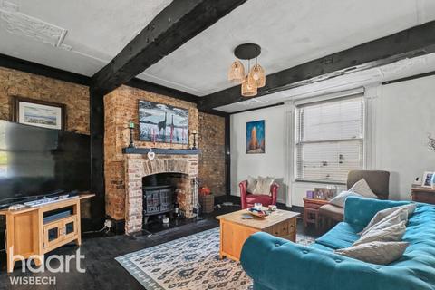 4 bedroom terraced house for sale, St Peters Road, Upwell