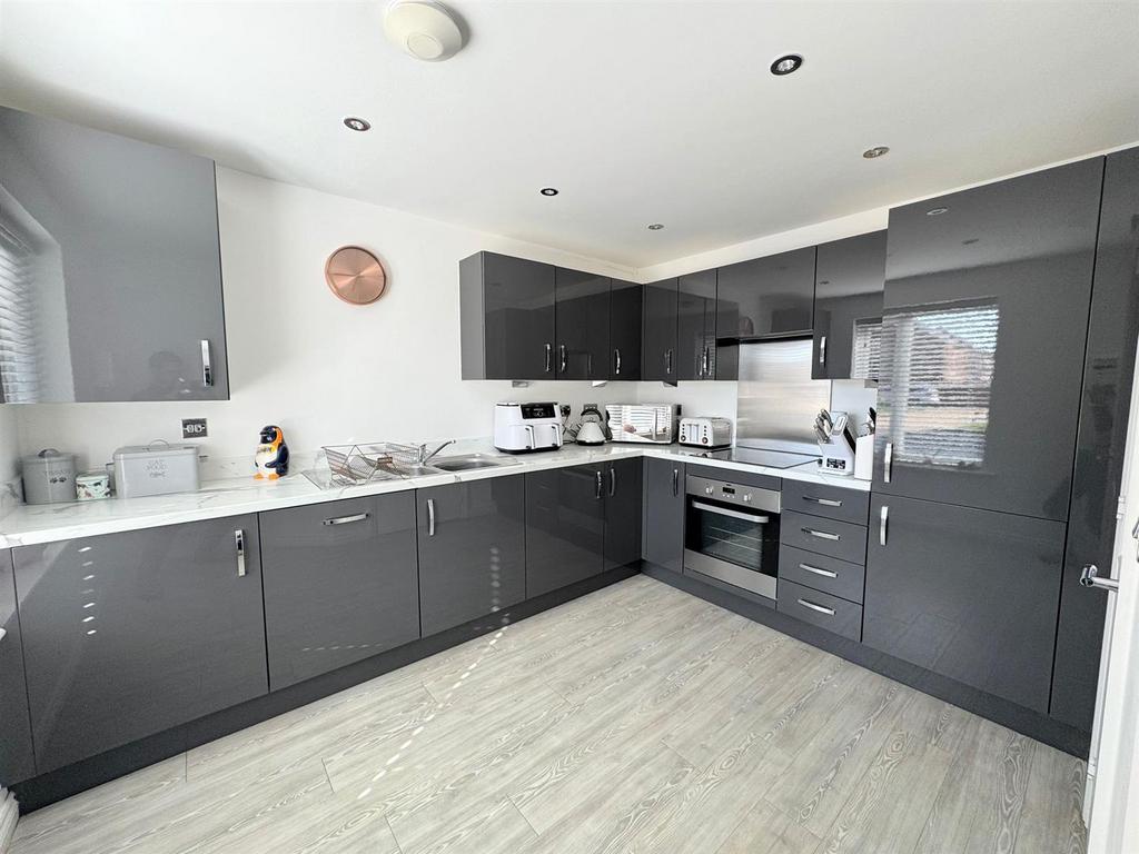 Kitchen diner