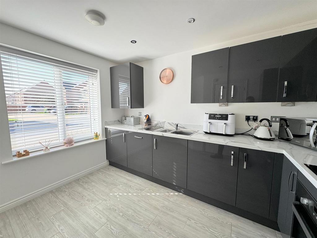 Kitchen diner