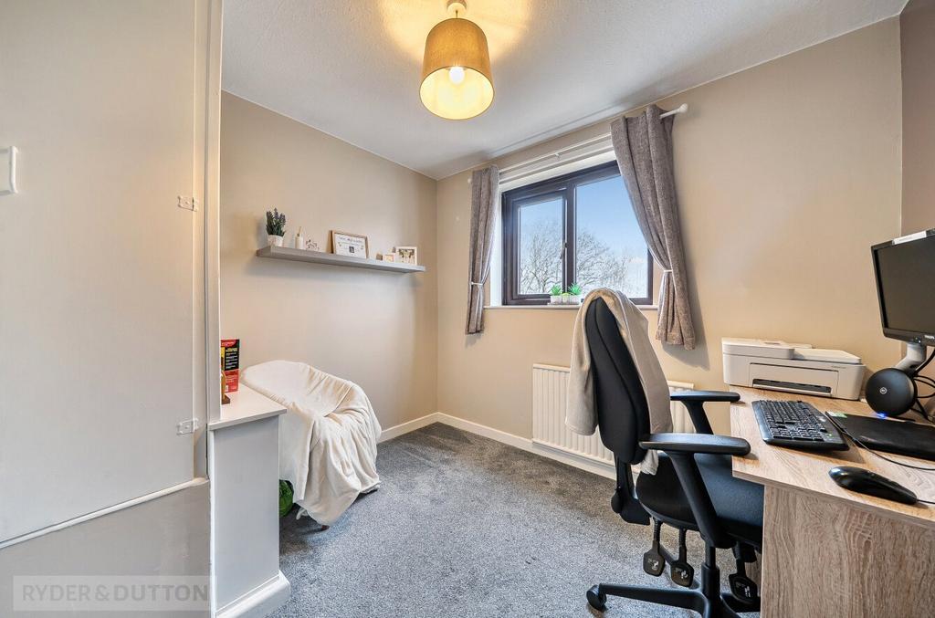 Bedroom 4 / Office