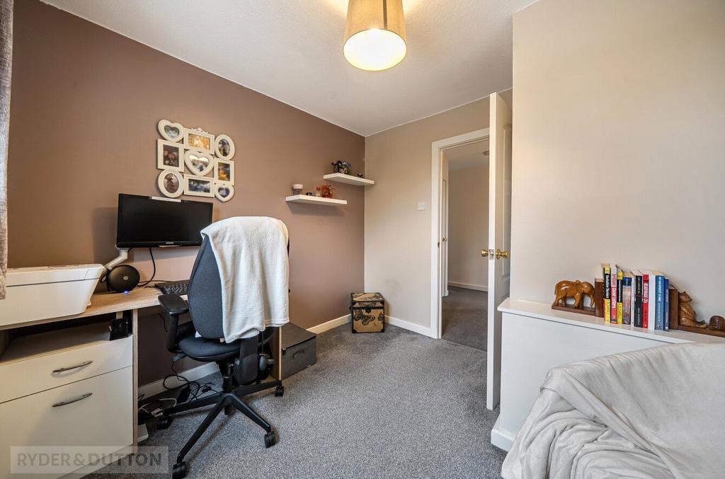 Bedroom 4 / Office