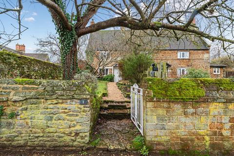 undefined, High Street, Eydon, NN11