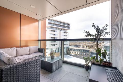 1 bedroom flat for sale, Buckhold Road, London, SW18
