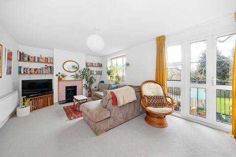 3 bedroom maisonette for sale, Chulsa Road, Sydenham, London, SE26