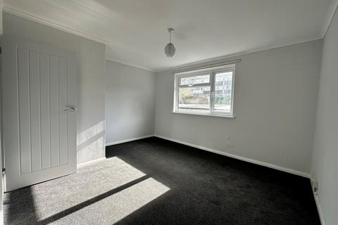 2 bedroom house to rent, Newton Court, HAYWARDS HEATH