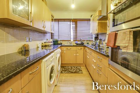 2 bedroom apartment for sale, Cameron Close, Warley, CM14