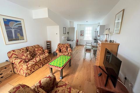 3 bedroom terraced house to rent, Prospect Terrace, Newton Abbot, TQ12