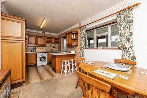 undefined, Rose Avenue, Upton, Pontefract