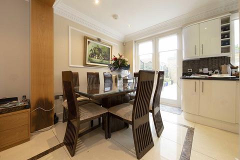 undefined, Hodder Drive, Greenford UB6