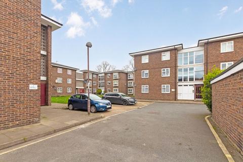 3 bedroom flat to rent, Mill Place, Kingston Upon Thames KT1