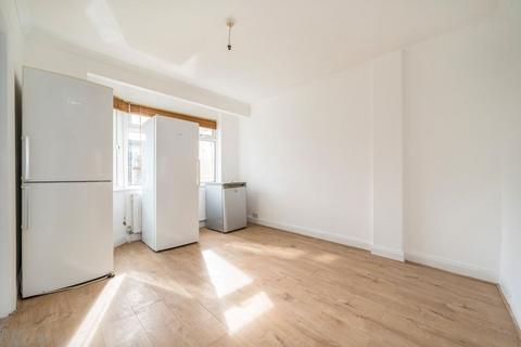 undefined, Lisbon Avenue, Twickenham TW2