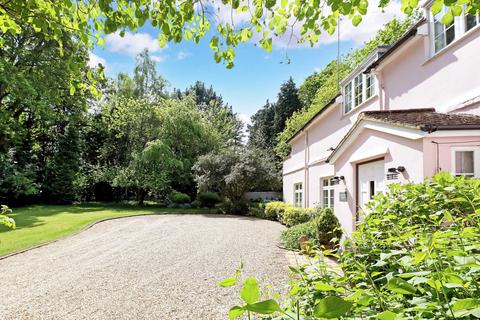 Heathfield Avenue, Sunninghill, SL5